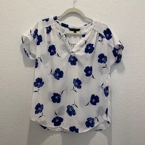 Banana Republic Floral Blouse V Neck